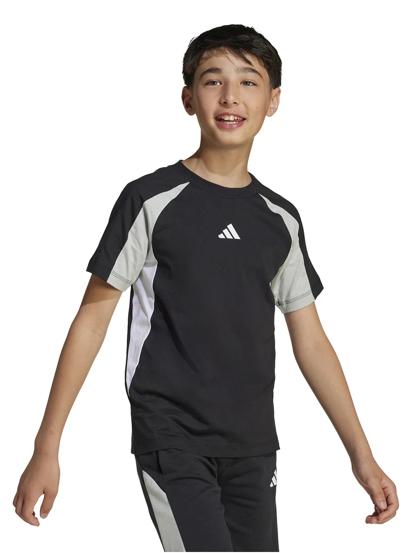 اديداس Youth Seasonal Essential Colorblock T-Shirt