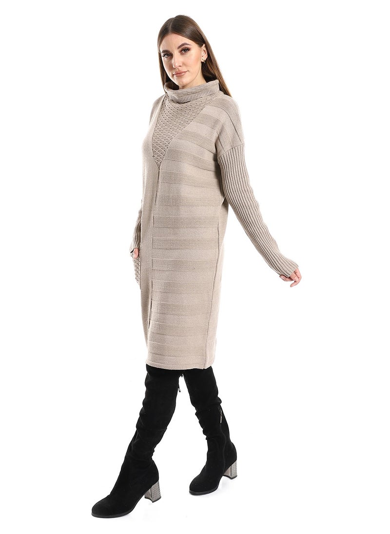 Caesar - Women Long Wool Pullover With High Neck - Image 1
