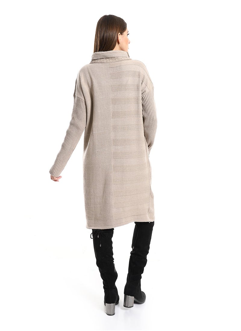 Caesar - Women Long Wool Pullover With High Neck - Image 1
