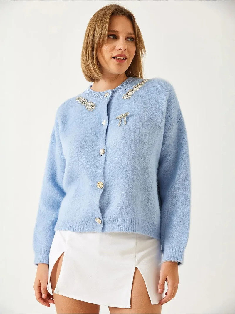 Bianco Lucci LUCCI Embellished Crew Neck Long Sleeve Cardigan