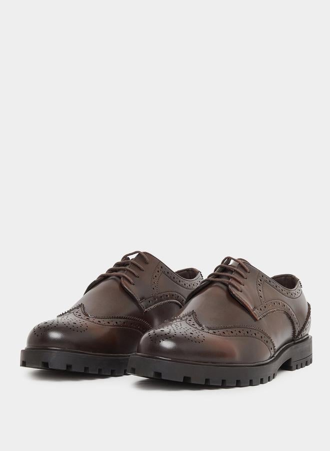 Styli Styli Plain Wingtip Lace-Up Brogue Shoes  - Image 2