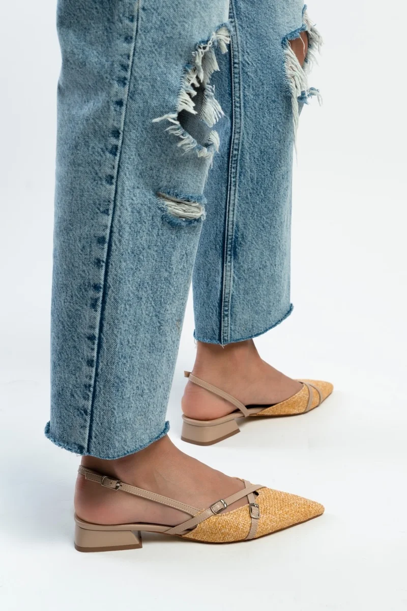 Nişantaşı Shoes Jilly Dark Beige Special Woven Straw Buckle Detailed Short Heeled Women's Ballerinas