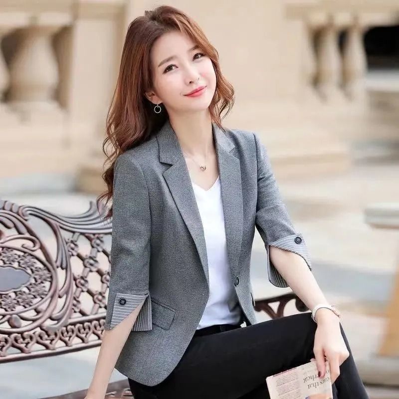 Small Suit Jacket Women's 2024 New Korean Style Small Men's Seven-point Sleeve Professional Wear Slim-fit Fashionable Suit Jacket - Image 3