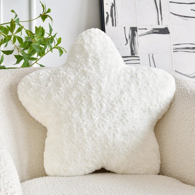 STAR PILLOW 197 STAR SHAPED PLUSH PILLOW FOR COUCH BED SOFA CUTE DECORATIVE THROW PILLOWS WITH SOFT FAUX FUR ROOM DECOR FOR BEDROOM LIVING ROOM WHITE