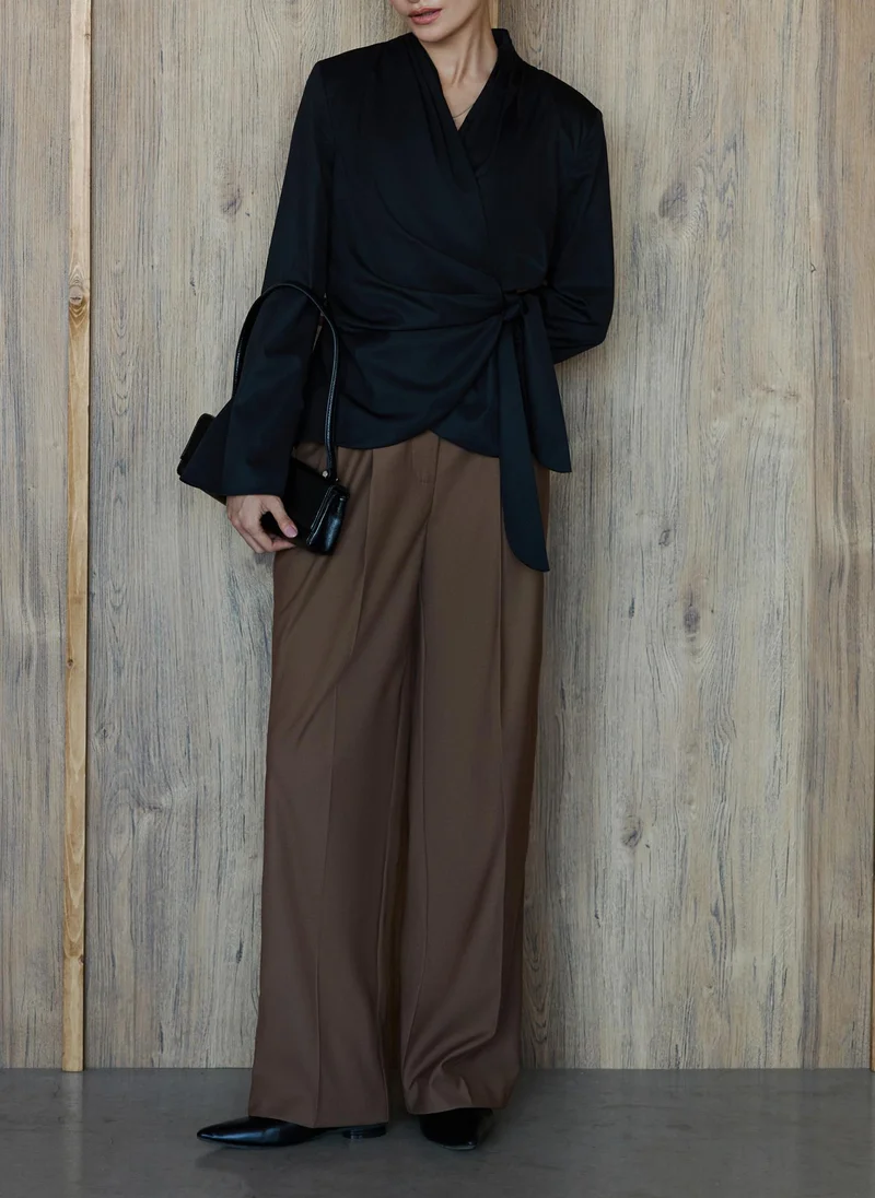 Lichi Loose-fitting trousers with waist pleats