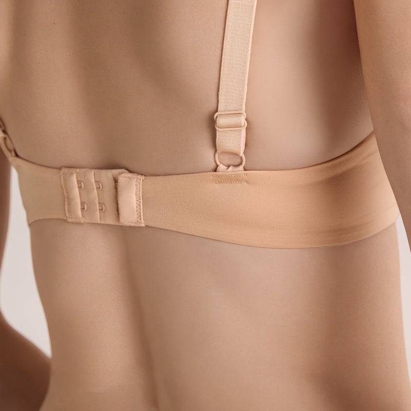 Splash FAV Plain Padded Plunge Bra with Hook and Eye Closure - Image 4