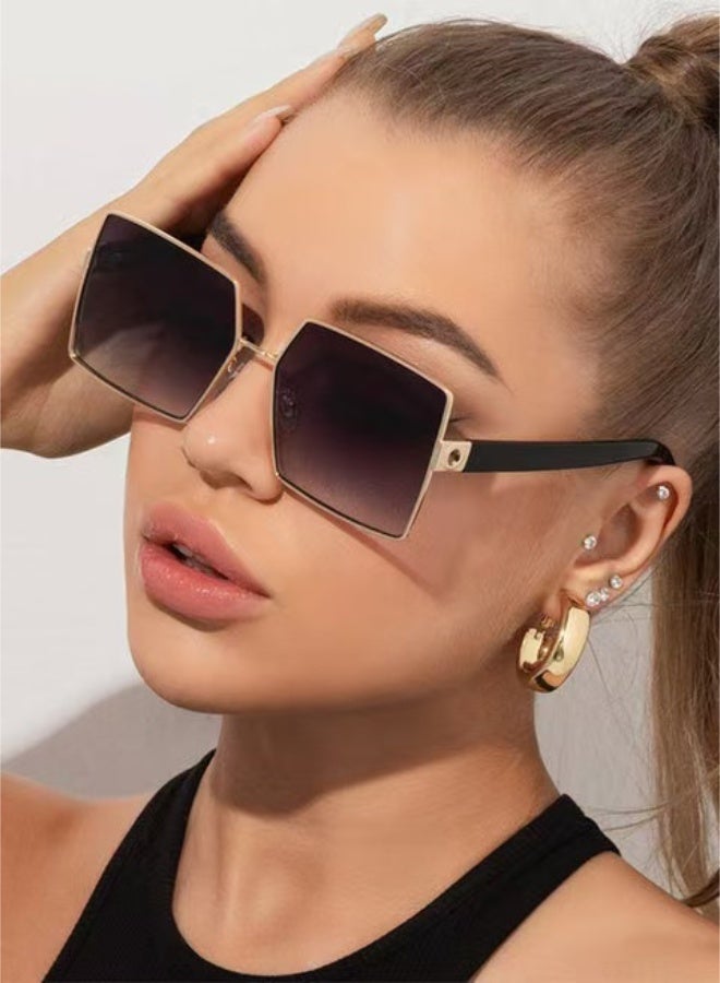 نظارات شمسية نسائية مربعة الشكل، مزودة بحماية من الأشعة فوق البنفسجية UV400، بإطار معدني ذهبي، ذات حجم كبير وعصري، ومضادة للانعكاس، مع حافظة للنظارات - Image 1