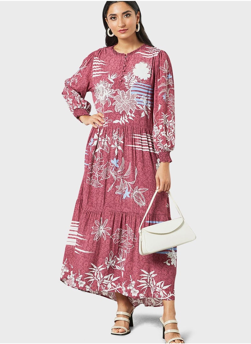 ديزرت كوف - فستان بطبعة ورود - Image 1