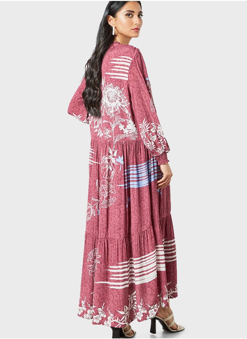 ديزرت كوف - فستان بطبعة ورود - Image 1