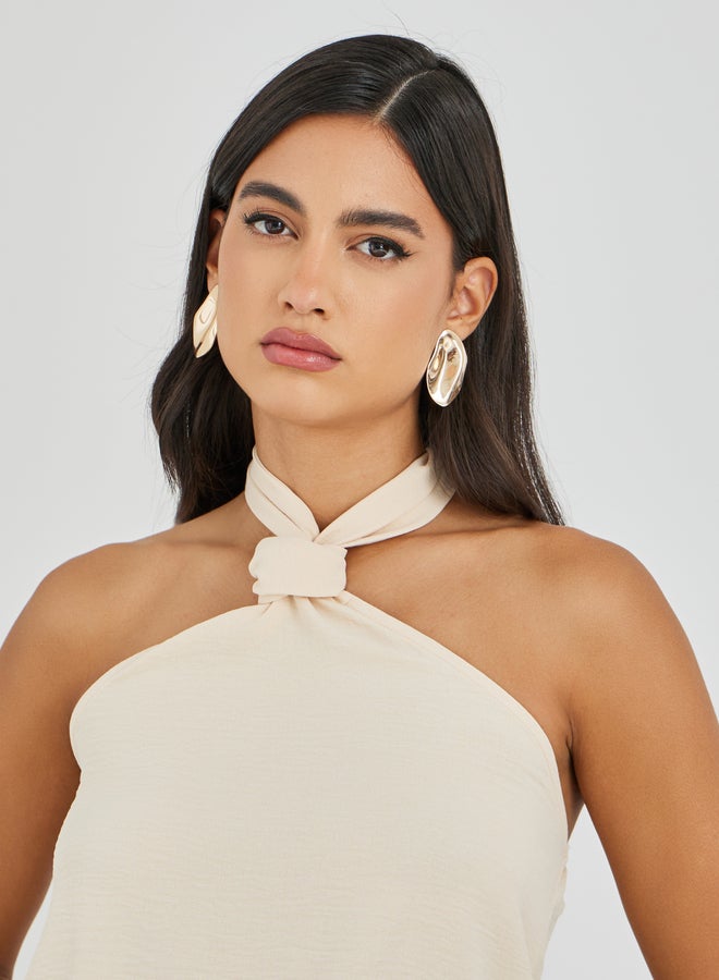 Styli Styli Plain Twist Detail Halter Neck Cami Top  - Image 3