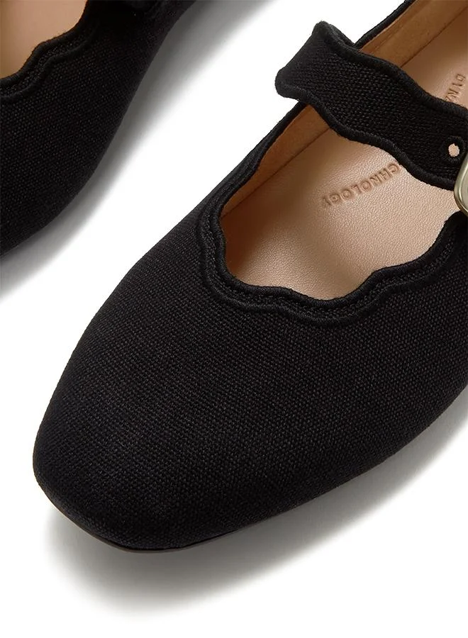 فيت فلوب DELICATO  WAVE-EDGE CANVAS MARY JANES