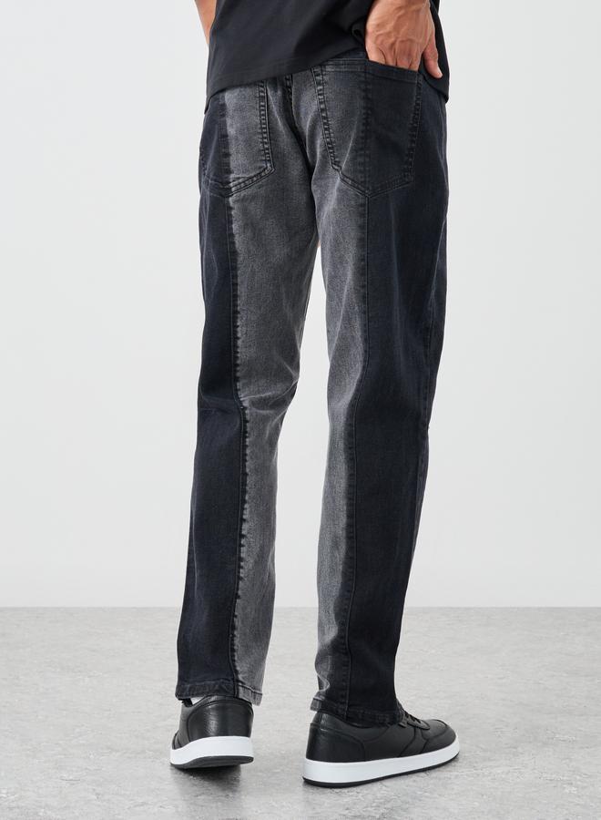Styli Styli Color Block Mid Rise Relaxed Fit Jeans  - Image 4