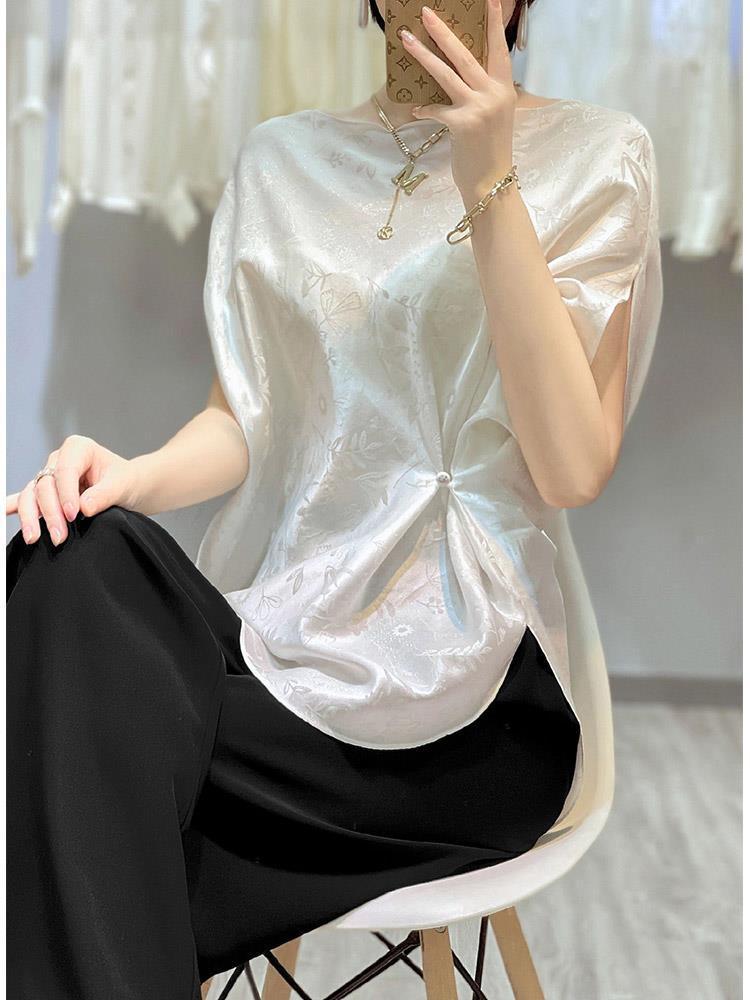 2023 Summer Xiaizhong Design French Top Light Luxury Fashion Age-Reducing Beautiful New Chinese White Jacquard Shirt - Image 3