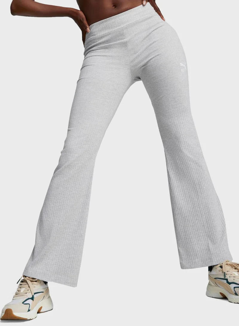 PUMA Classics Ribbed Flared Leggings