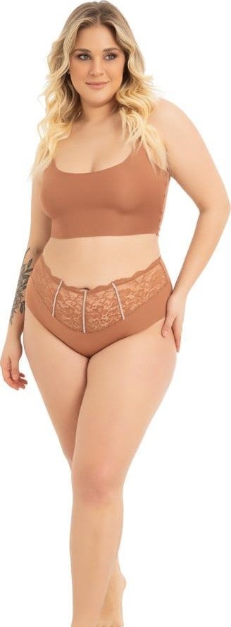 COTTONHILL Lace and Stone Detailed Laser Cut Plus Size Women's Bikini Panties Pack of 5  - Image 3
