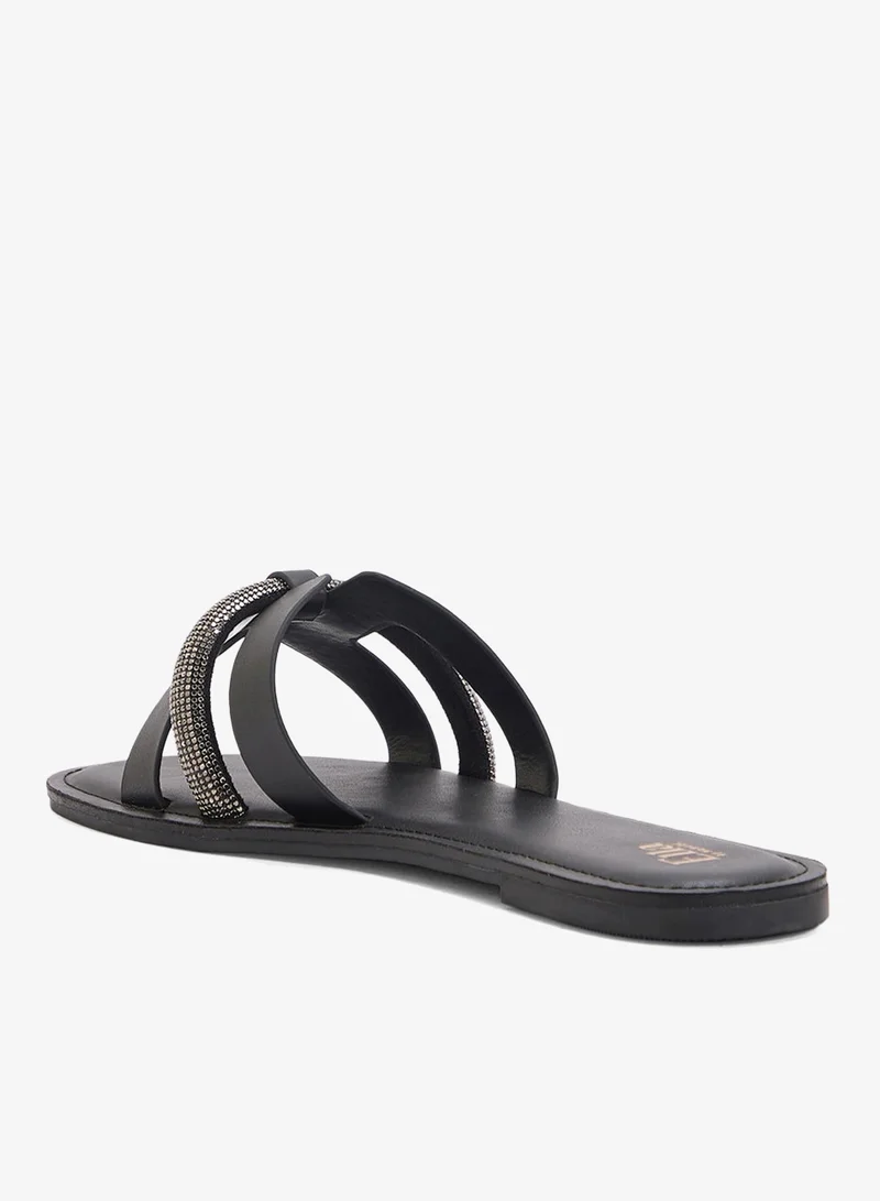 ايلا صندل نسائي مسطح