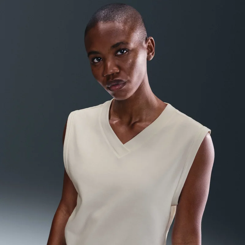 Nike Ivory Women's Dri-FIT Golf Vest for Women | Best Price UAE