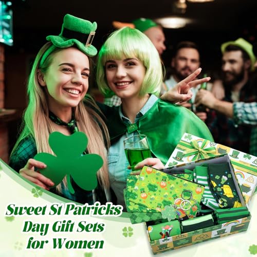 Dansydaisy 30 Pcs St Patrick's Day Gift Sets Makeup Bags Bulk Green Irish Shamrocks Socks and Keychains Hat Rainbow Gnome Pendant Ornament for St Patrick's Day Party Favor Supplies Holiday Gift - Image 3