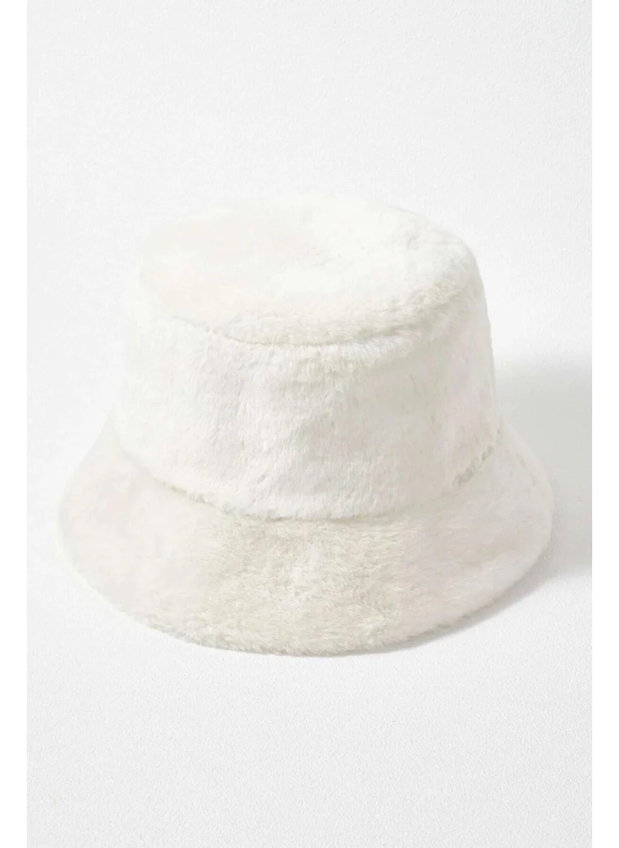 Bahels White Plush Soft Textured Bucket Hat