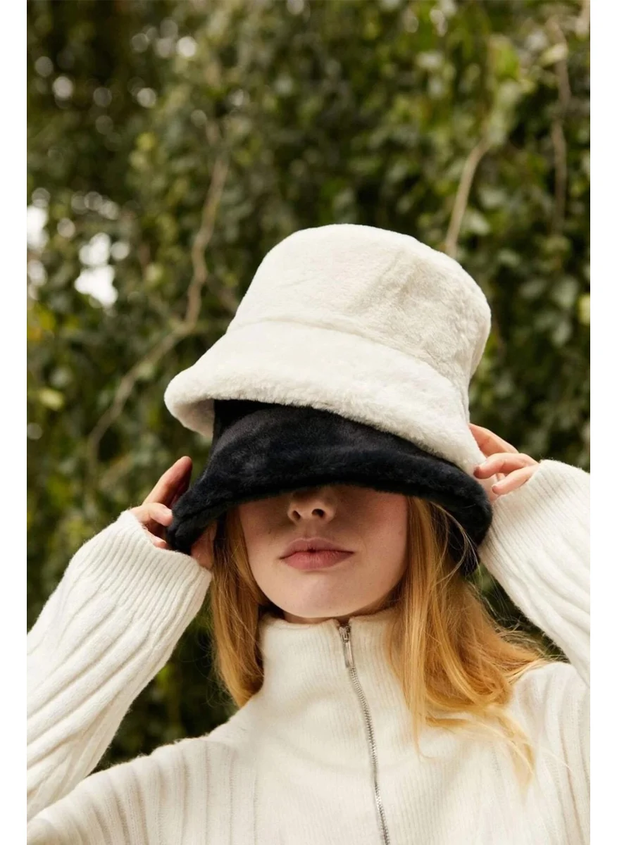 Bahels White Plush Soft Textured Bucket Hat