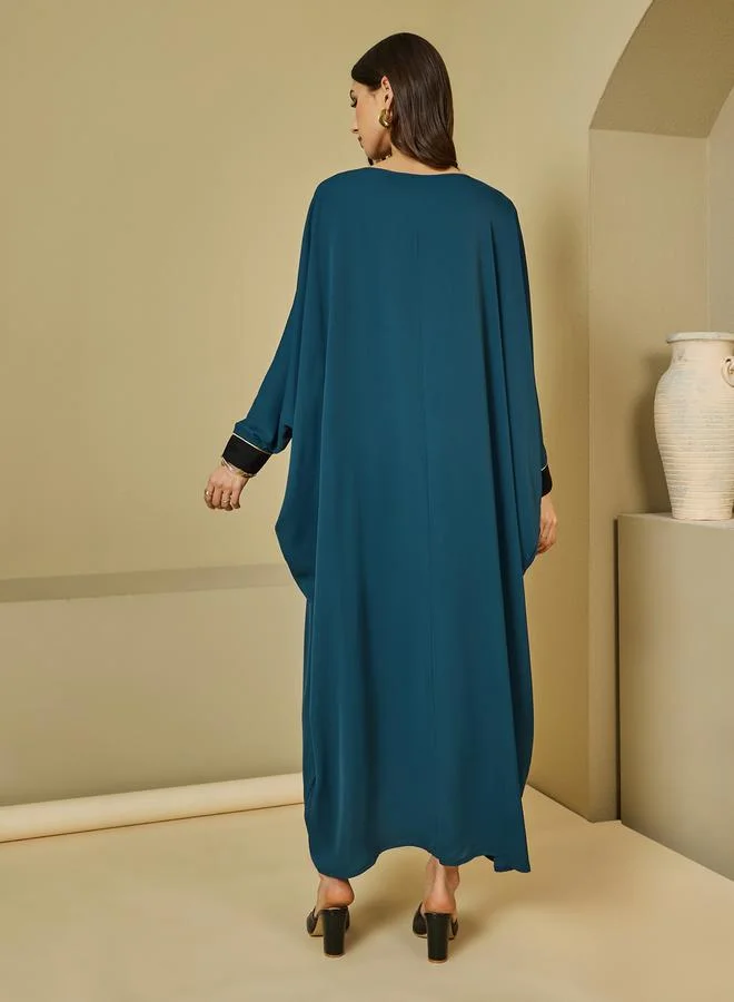 Styli Round Neck Batwing Sleeves Jalabiya with Piping Detail