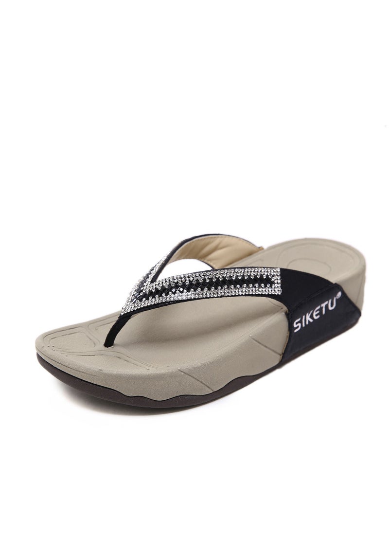 SIKETU Resort Seaside Female Cool Slippers Clip Foot Comfortable Female Shoes Beige 