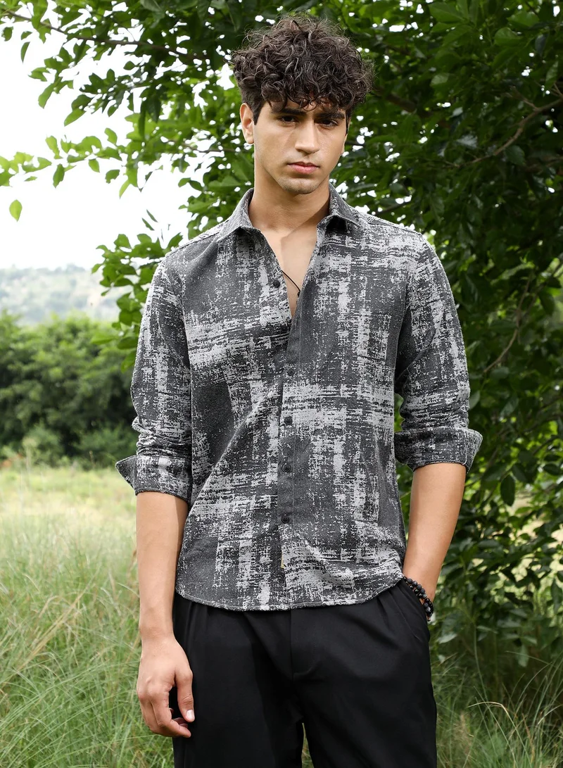 Campus Sutra Campus Sutra Men's Charcoal Grey Contrast-Brushed Jacquard Shirt | Spread Collar , Long Sleeve Cuffed Sleeves , Button Closure | Abstract Jacquard | Cotton-Blend Shirt For Evening Wear