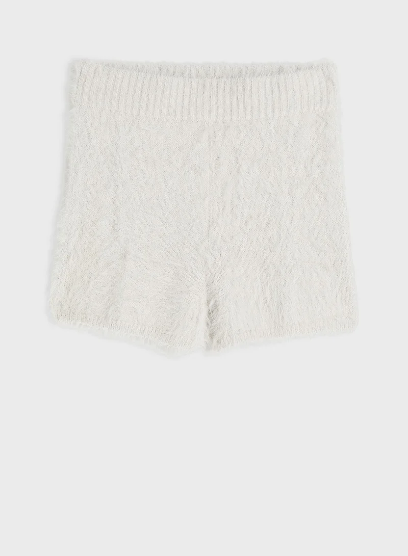 اتش اند ام Fluffy Shorts