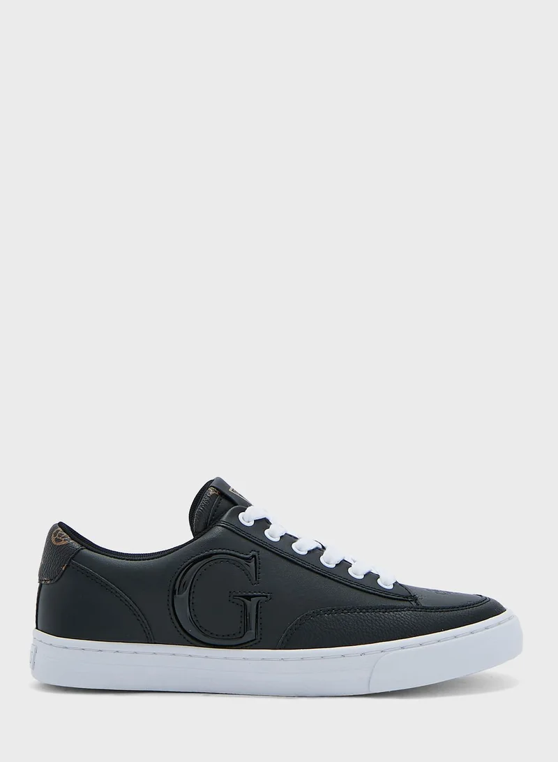 GUESS Arania Low Top Sneakers