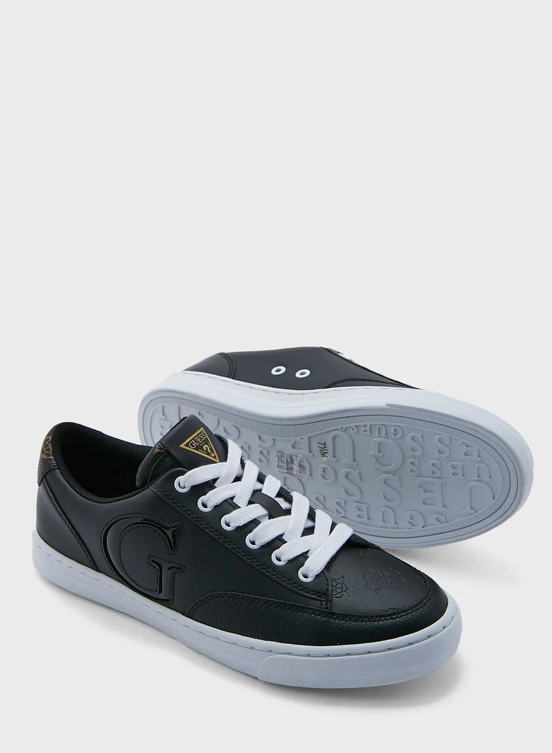 GUESS Arania Low Top Sneakers