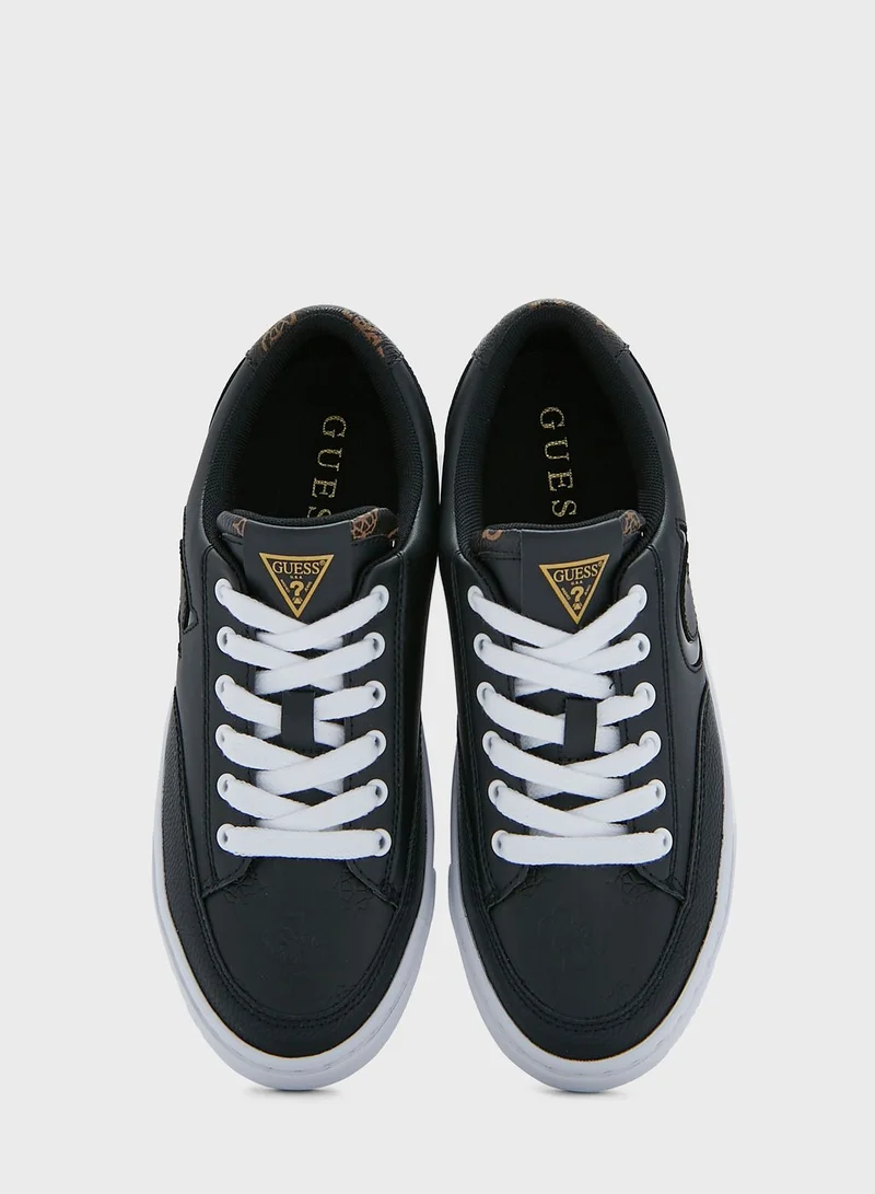 GUESS Arania Low Top Sneakers