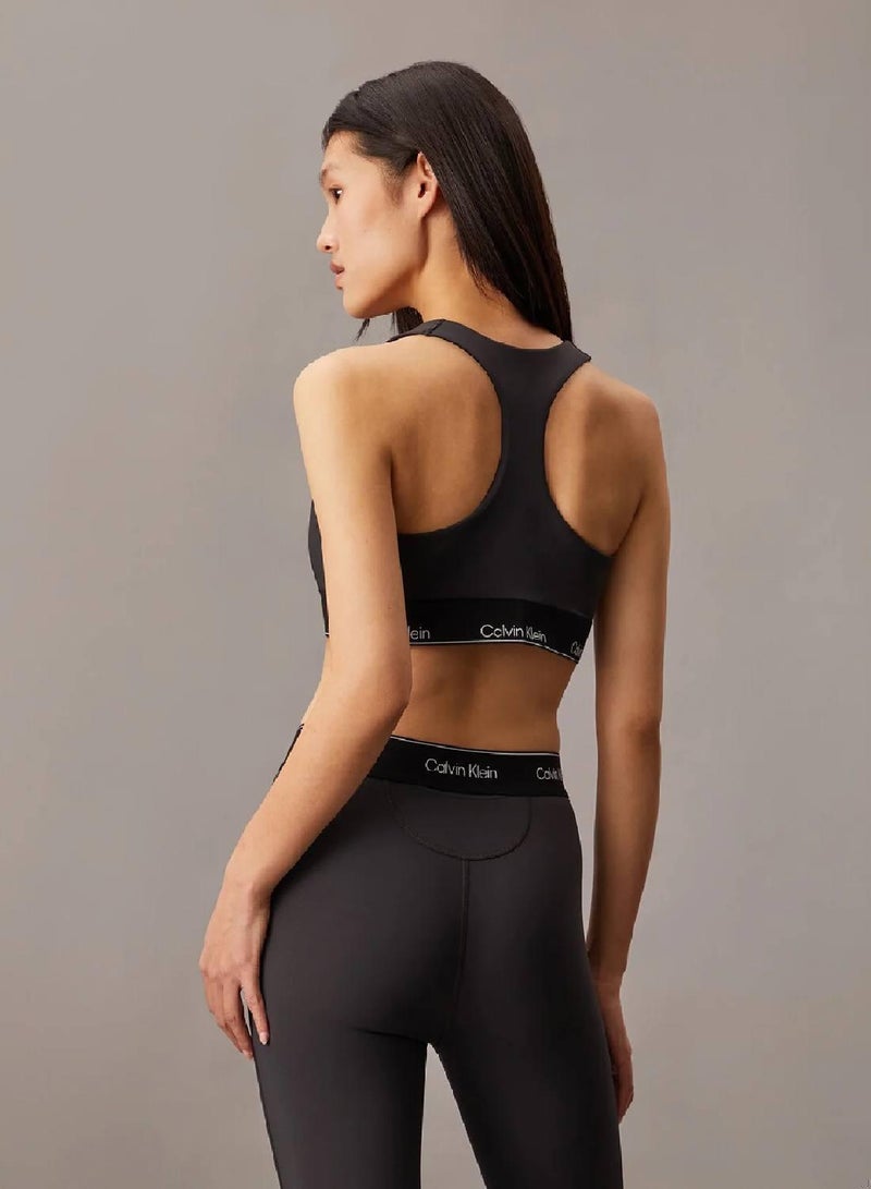 كالفن كلاين برا رياضية للأنشطة عالية التأثير - Image 1