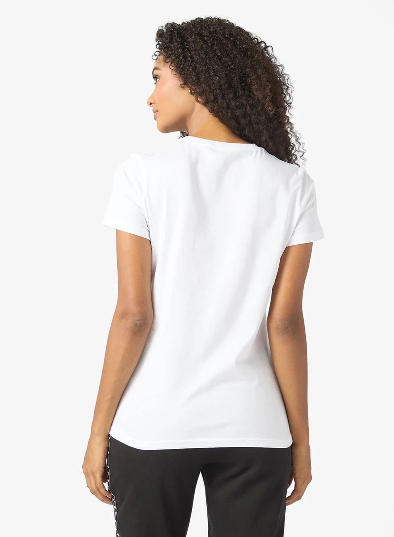 بوما تيشيرت بشعار أساسي