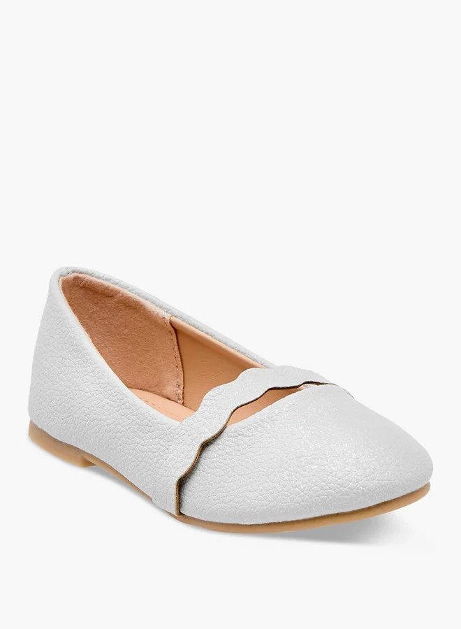 فلورا بيلا من شو إكسبرس Girls Textured Slip-On Ballerina Shoes