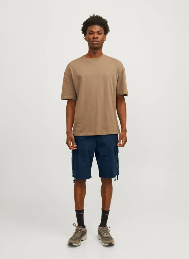 جاك اند جونز jack and jones Mid Rise Regular Fit Cargo Shorts