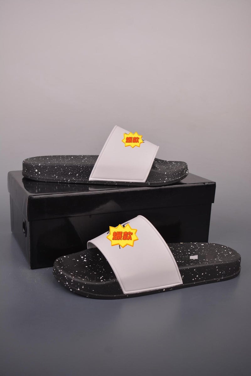 Qi Ta New Summer Fashion Unisex Slide Sandals for Couples, Casual Beach Flip Flops with Splatter Print, Anti-Slip Rubber Sole - Image 1