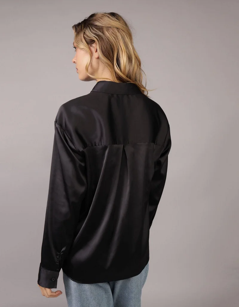 امريكان ايجل قميص ساتان بصف أزرار للإغلاق