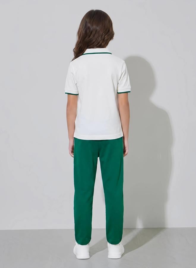 Styli Girls White KSA National Day Print Polo T-Shirt and Dark Green Joggers Set - Image 4