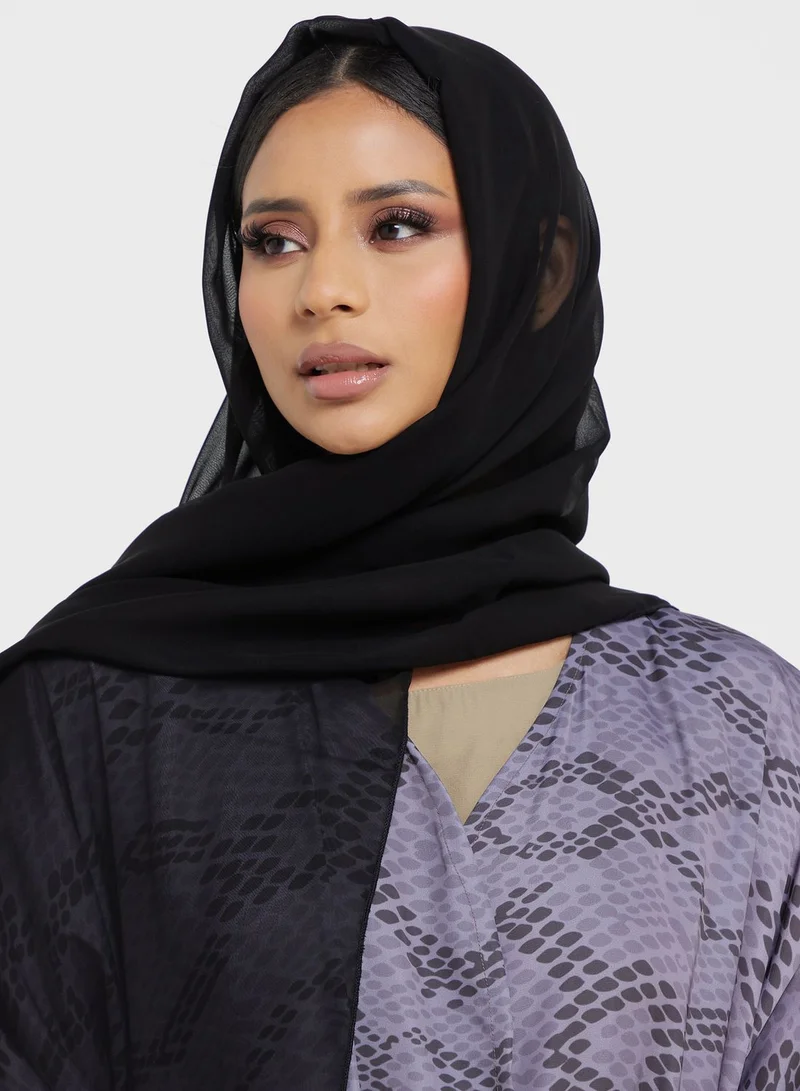 خزانة عباية مطبوعة