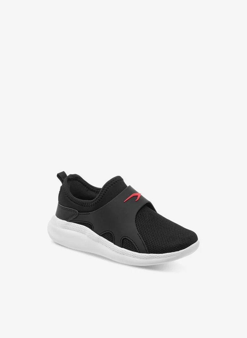 Dash Boys Pull Tab Detail Slip-On Sports Shoes