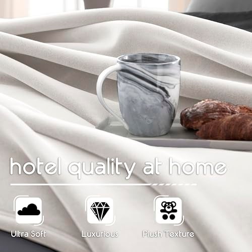 Vellux 1B07039 Original Insulating Core Hotel Style Solid blanket Machine Washable Soft Cozy Warm Pet Friendly Bed Sofa Blankets, King, Ivory - Image 4