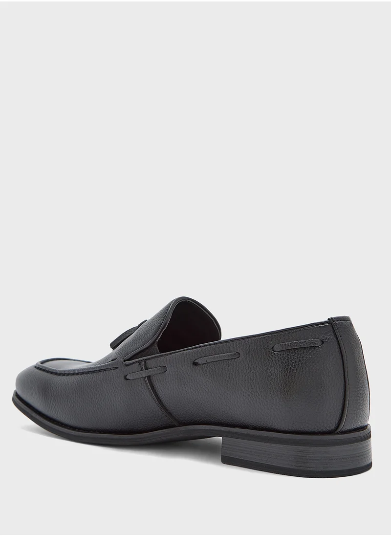 Robert Wood Tassel Detail Loafers