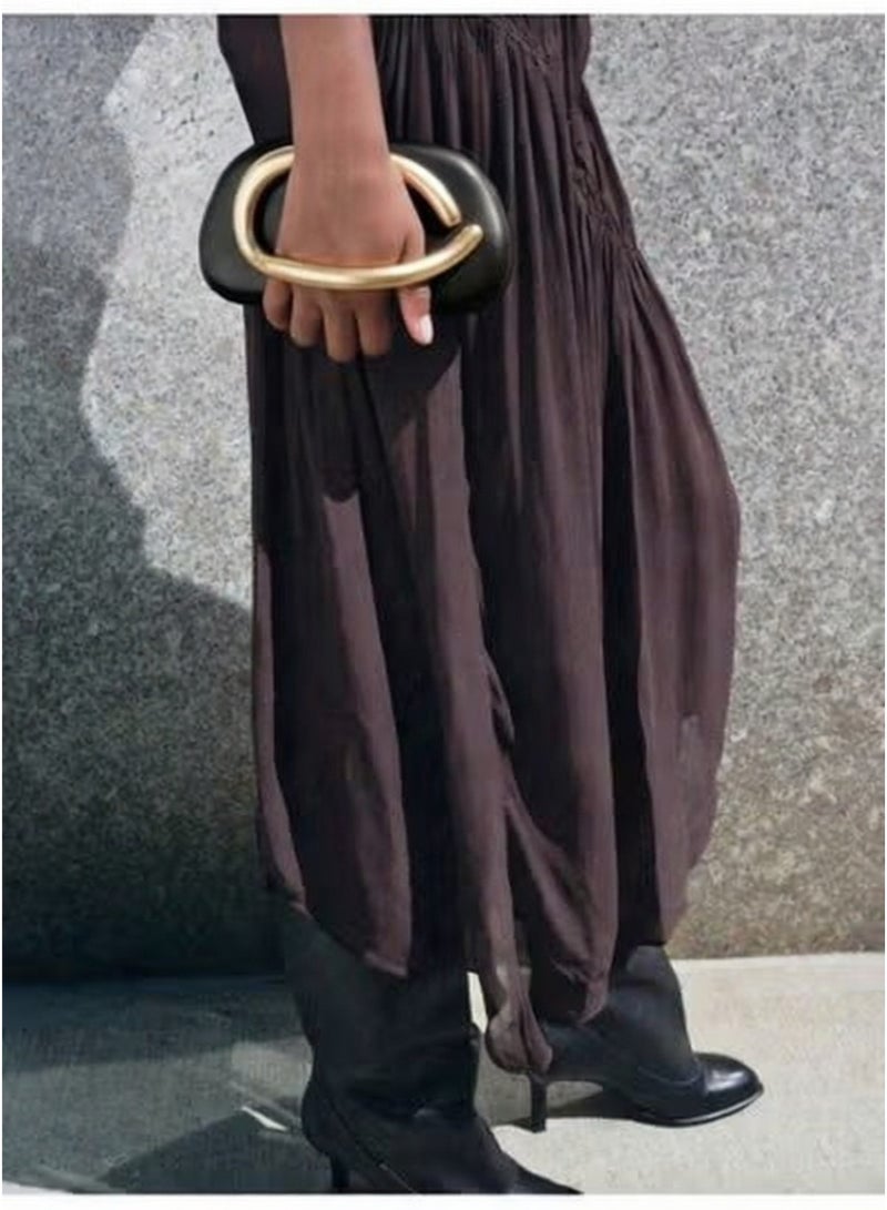 شنطة سهرة نسائية حقيبة كتف جلد صناعي بتصميم عصري مع مقبض معدني ذهبي مميز للمناسبات - Image 3