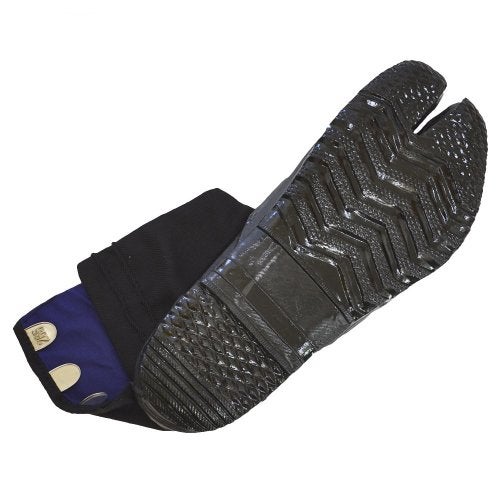 Marugo Jitsuyou All Black Japanese Tabi Shoes Black with 3 Clips - Image 3