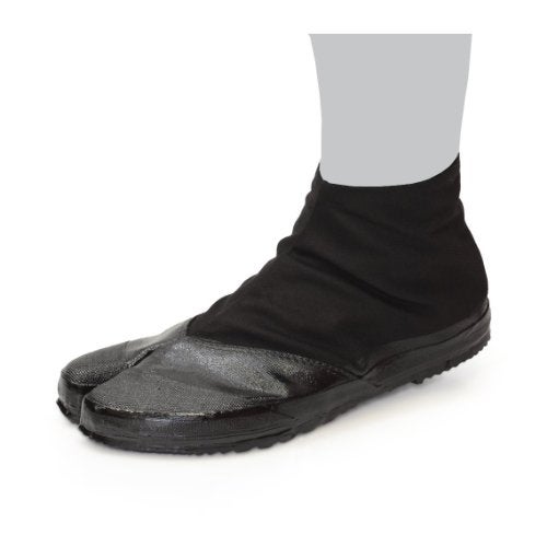 Marugo Jitsuyou All Black Japanese Tabi Shoes Black with 3 Clips - Image 1