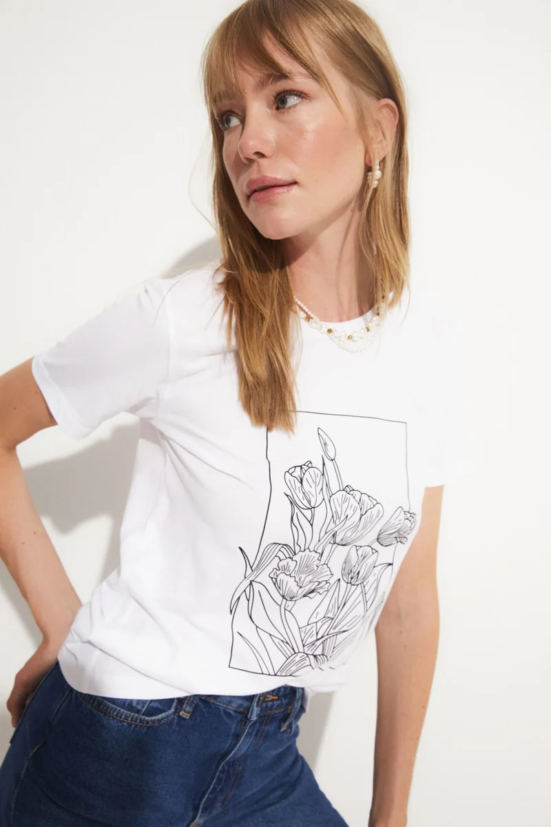 JUNE Women's Printed T-Shirt