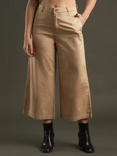 globus Women Relaxed Wide Leg Mid-Rise Trousers