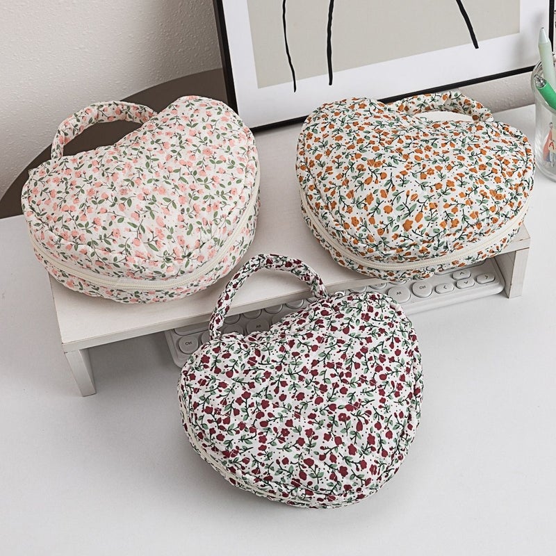 Blue Bow on White Quilted Makeup Bag Large Capacity Cosmetic Organizer Travel Handbag - Image 2