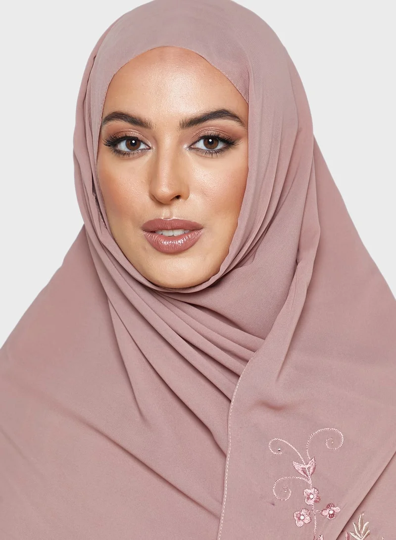 KASHKHA Chiffon Hijab With Embroidery In The Corner With Stone
