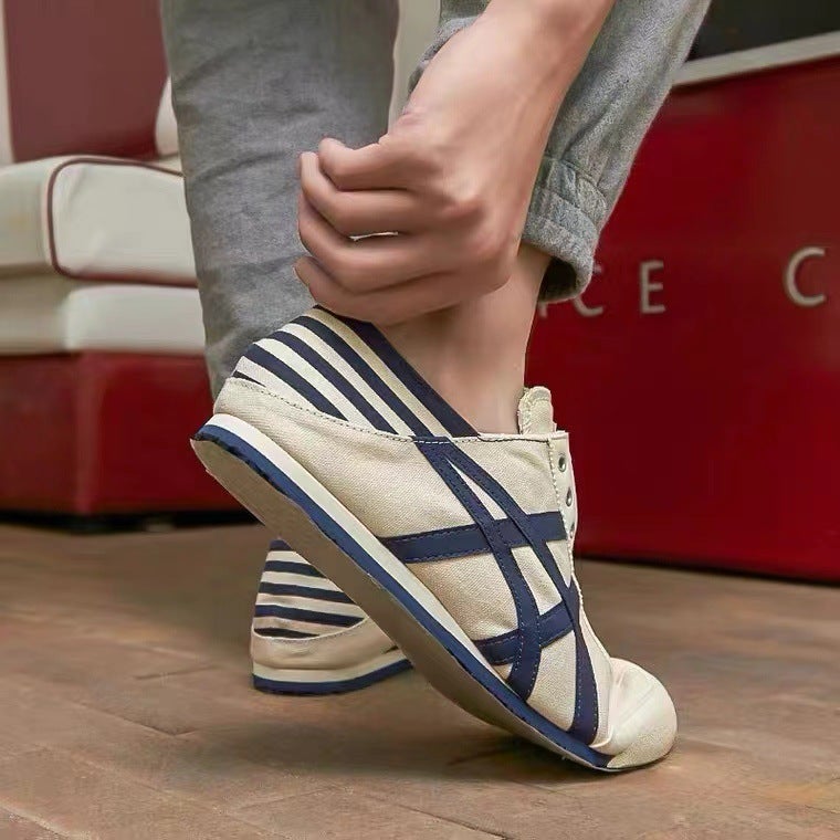 Putian Tiger Onitsuka Tiger Slip-On Navy Blue Low-Top Sneakers For , Casual Lazy Canvas Shoes For Men And Women, Flat Heel - Image 4